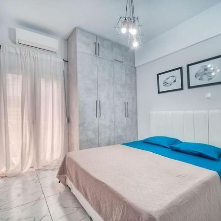 Appartamento Εστία 10 Λεπτά Από Την Ακρόπολη Atene Esterno foto